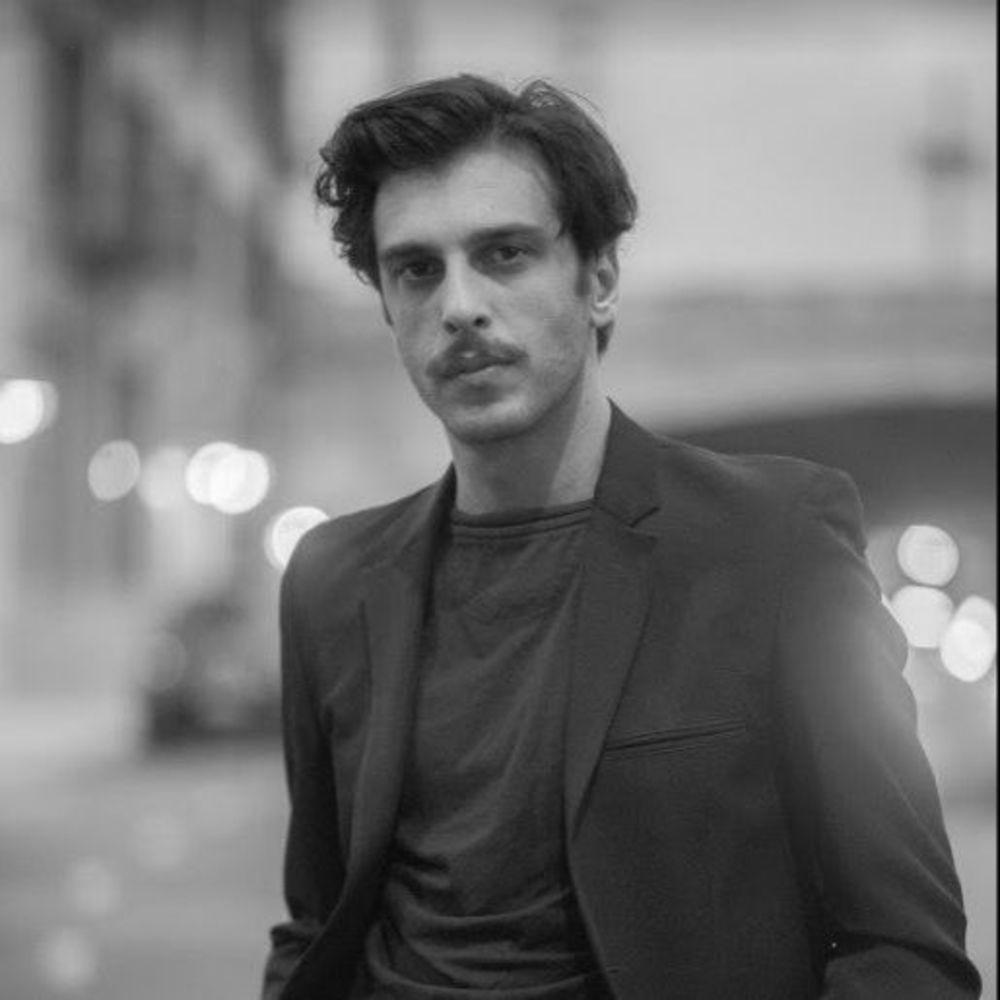Meet your Posher, Jonathan